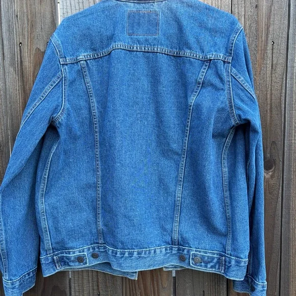 Levi’s Trucker Denim Jacket Mens Large Blue Button Front Style 72334 - Picture 4 of 6